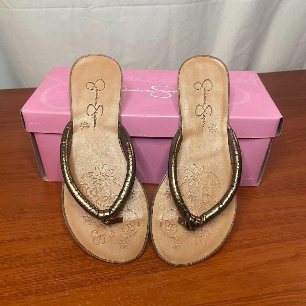 Jessica Simpson Natalia Bronze/Brown Girl's thong sandal; size 1M